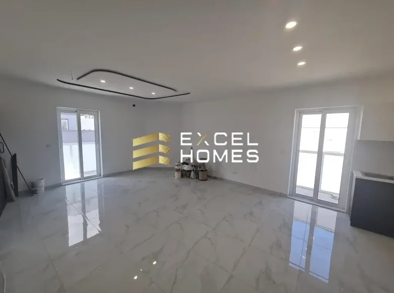 Apartamento 4 habitaciones  Fgura, Malta