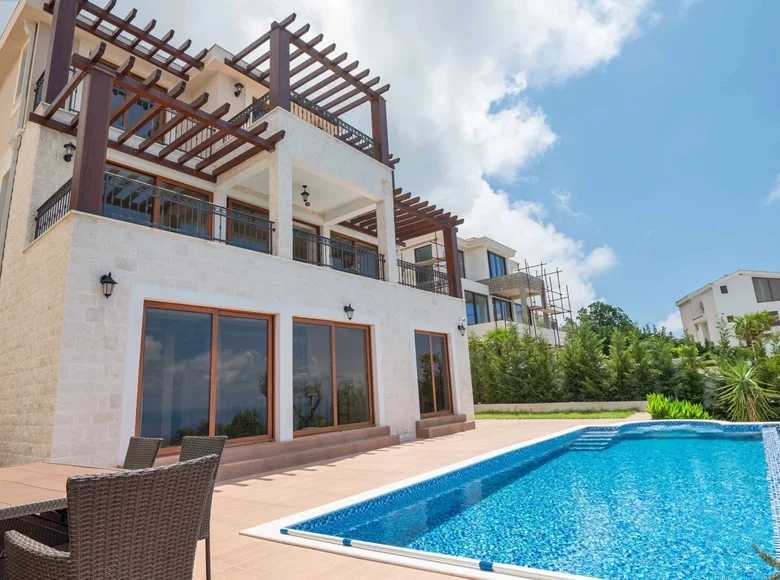 Villa 8 chambres 335 m² Blizikuce, Monténégro