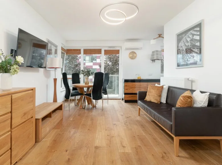 Wohnung 4 zimmer 93 m² Warschau, Polen