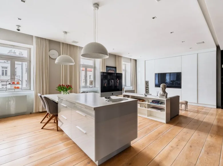 Квартира 4 комнаты 120 м² Варшава, Польша