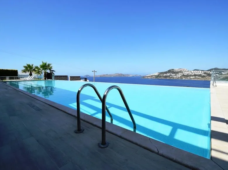 Квартира 3 комнаты 83 м² Gumusluk, Турция