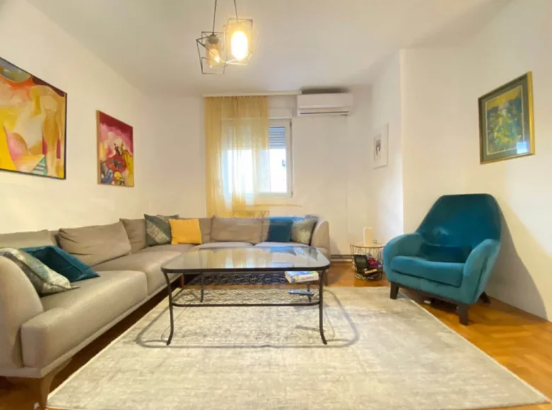 3 bedroom apartment 80 m² Podgorica, Montenegro