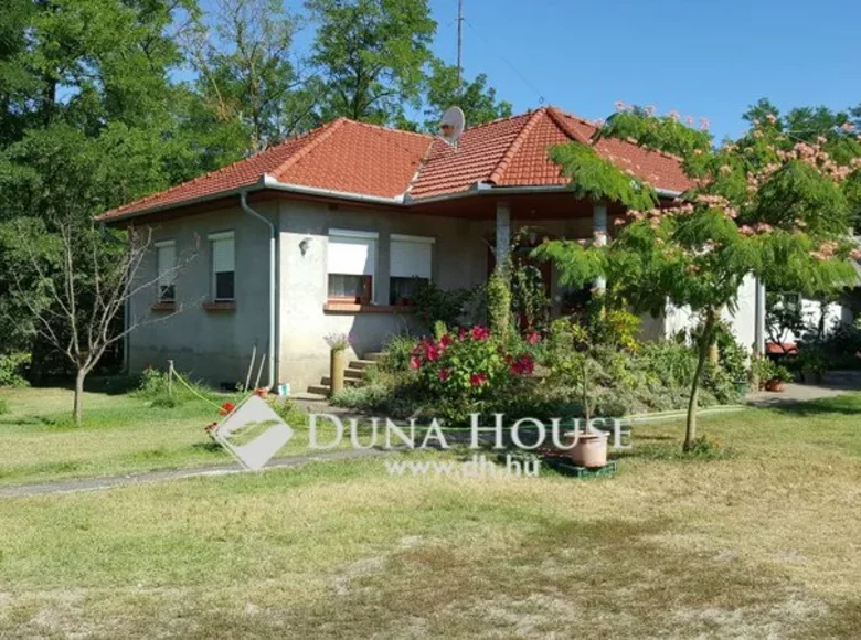 Cottage 1 bathroom 78 m² in Bács-Kiskun, Hungary