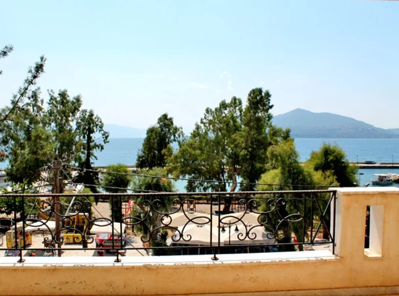 2 bedroom apartment 80 m² Istiaia-Aidipsos Municipality, Greece