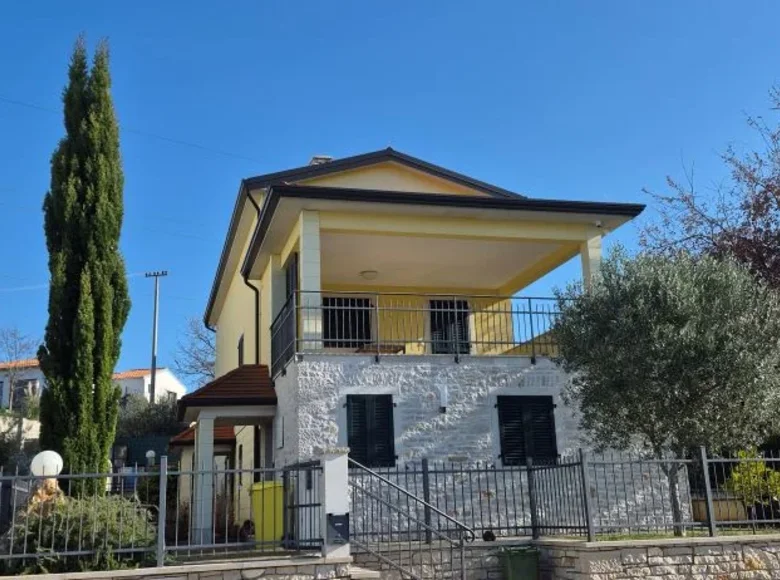 Duplex 6 bedrooms Grad Porec, Croatia