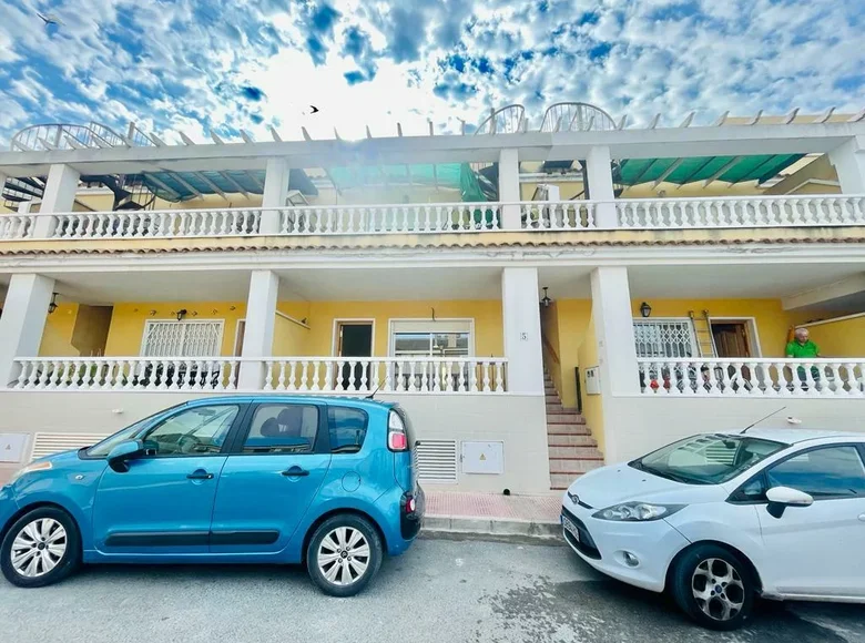 Bungalow 3 pokoi 73 m² Torrevieja, Hiszpania