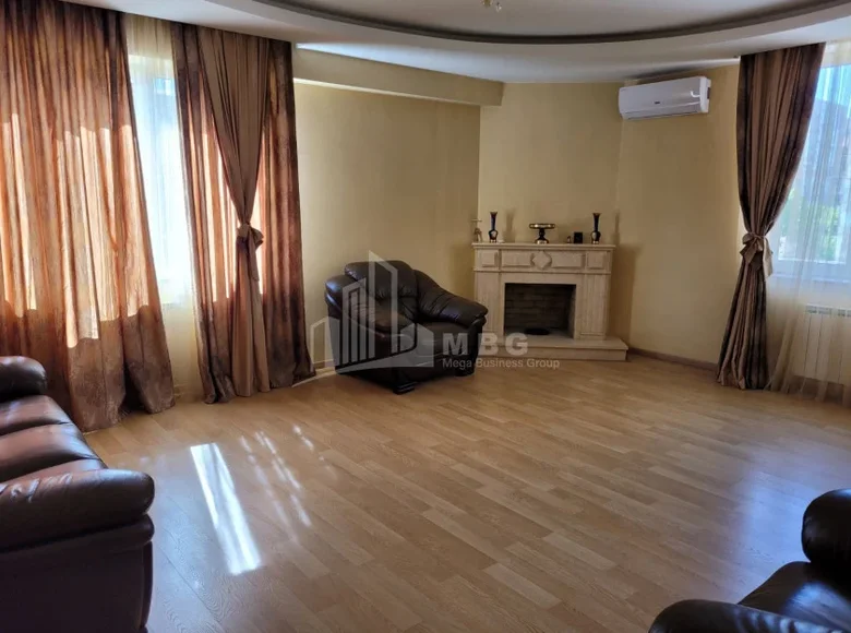 Commercial property 200 m² in Tbilisi, Georgia