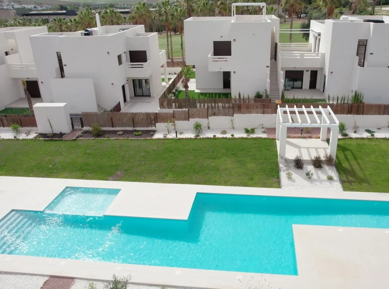 2-Schlafzimmer-Bungalow 71 m² Algorfa, Spanien