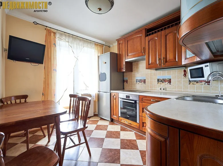 Квартира 3 комнаты 66 м² Минск, Беларусь