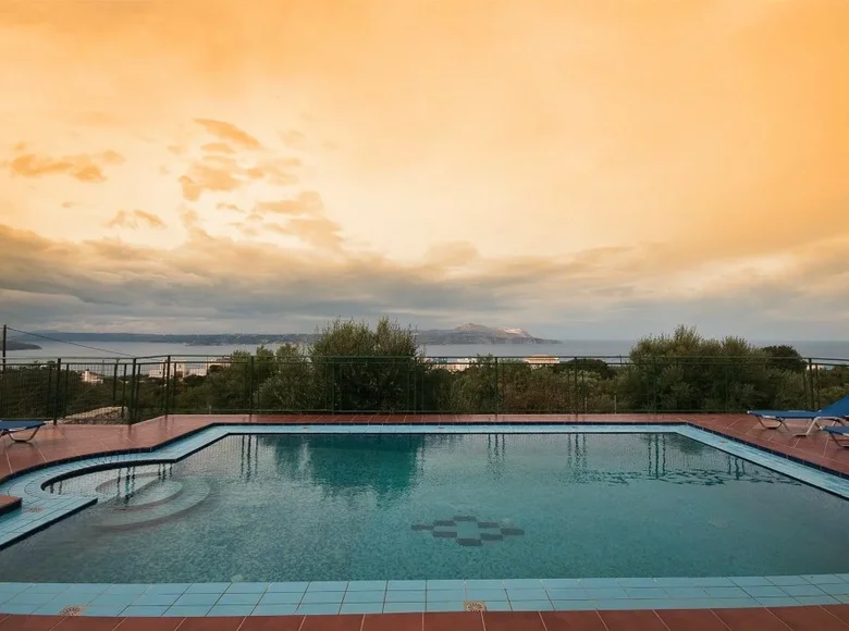 3 bedroom villa 140 m² Plaka, Greece