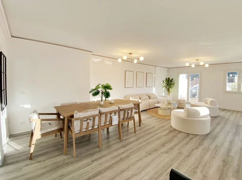 Квартира 5 спален 235 м² Benahavis, Испания