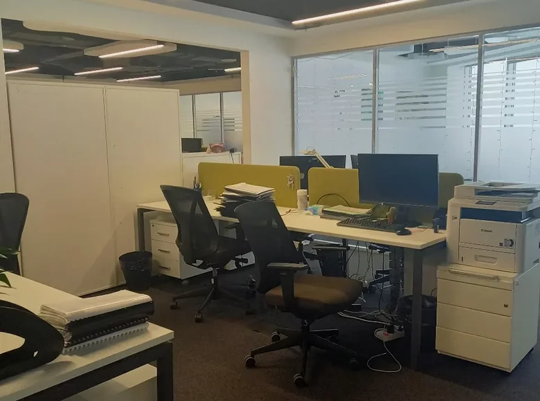 Office 1 939 m² in Moscow, Russia