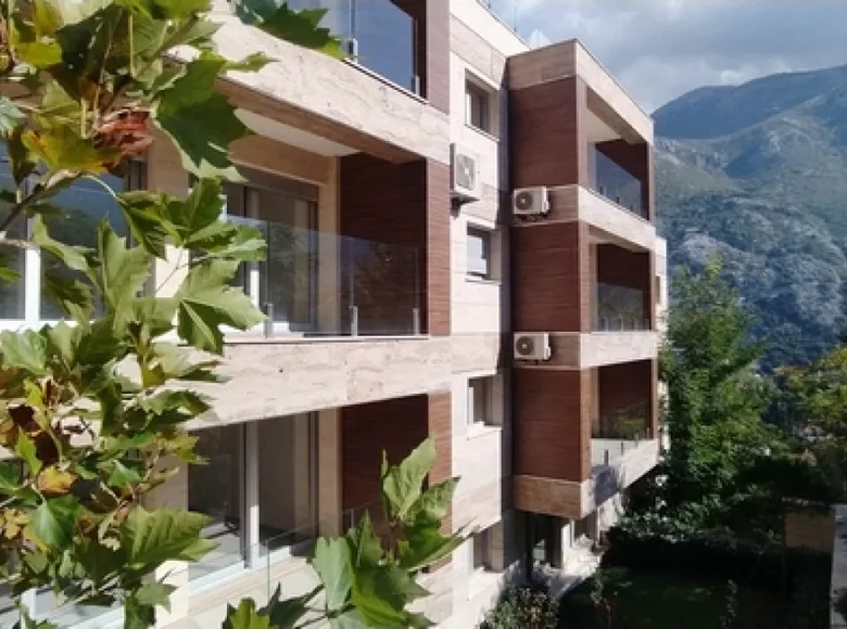 Mieszkanie 1 pokój 52 m² Skaljari, Czarnogóra