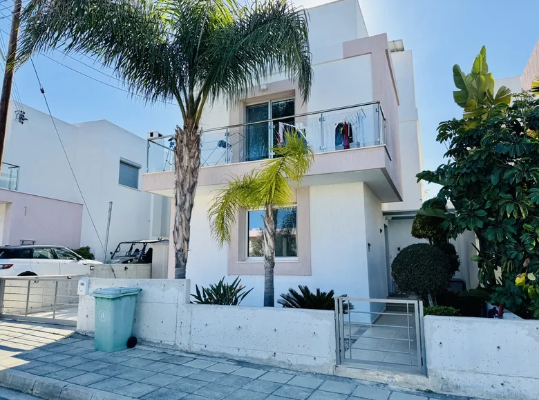 4 bedroom house 240 m² Anavargos, Cyprus