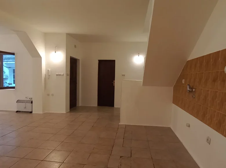 Квартира 5 комнат 103 м² Белград, Сербия