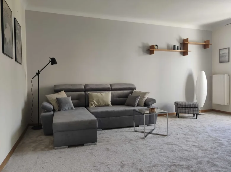 Mieszkanie 1 pokój 40 m² w Warszawa, Polska