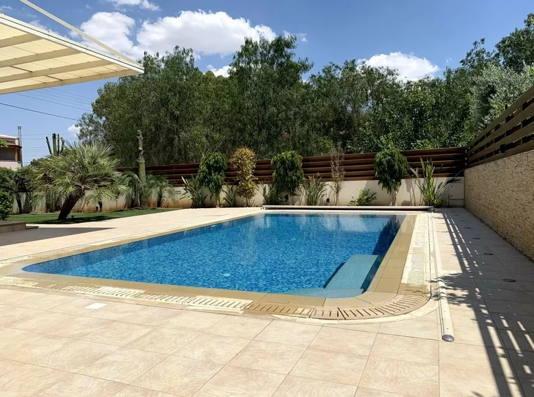 Maison 4 chambres 309 m² Lakatameia, Chypre