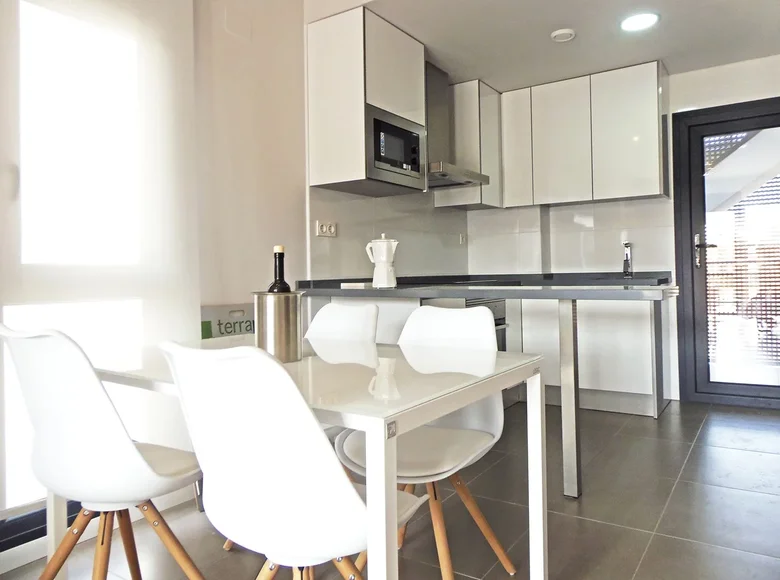 3 bedroom apartment 102 m² Abadin, Spain