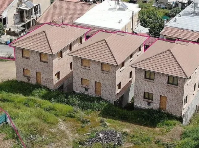 De inversiones 348 m² en Kapedes, Chipre