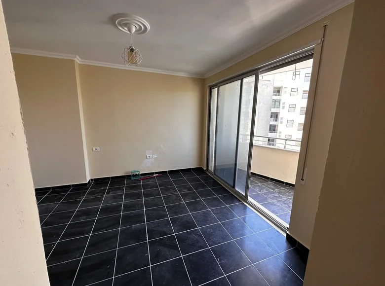 2 bedroom apartment 100 m² Bashkia Durres, Albania