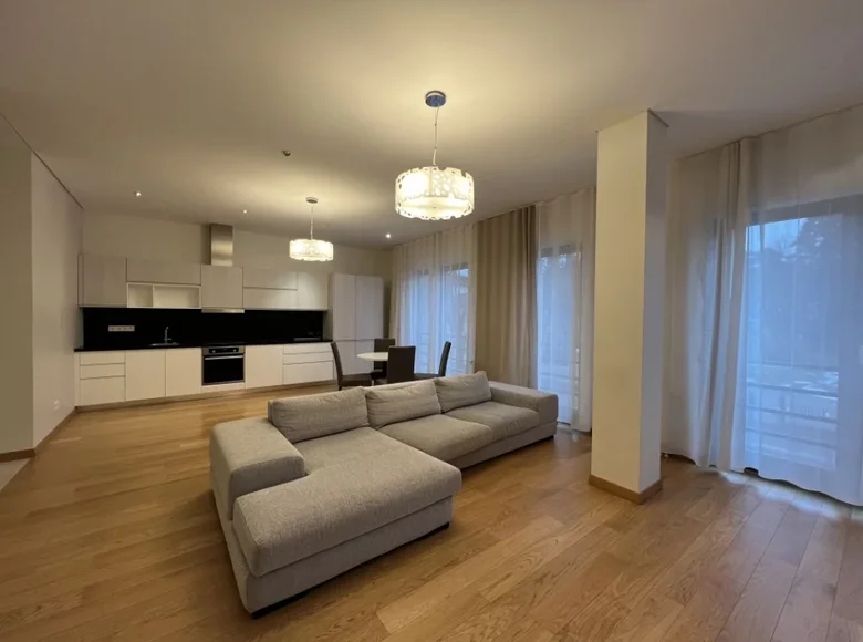 Mieszkanie 3 pokoi  Jurmała, Łotwa