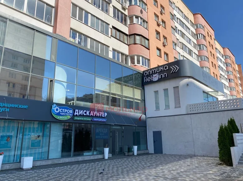 Shop 323 m² in Minsk, Belarus