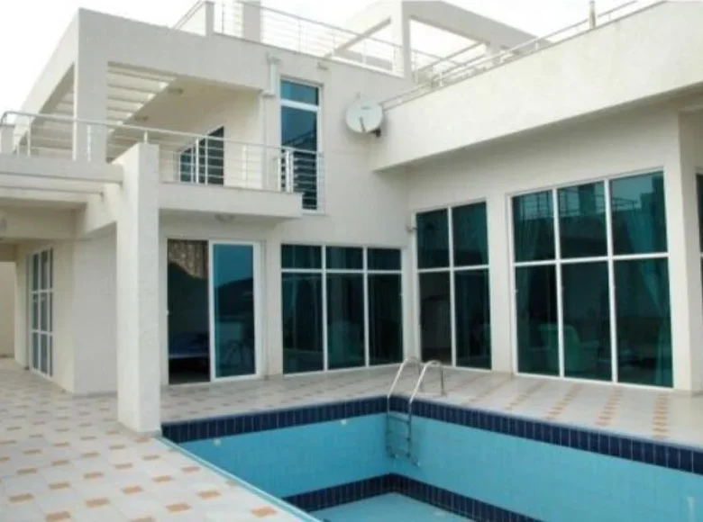 Дом 4 спальни 624 м² Добра Вода, Черногория