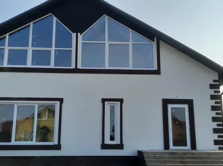 Haus 300 m² Lieskauka, Belarus