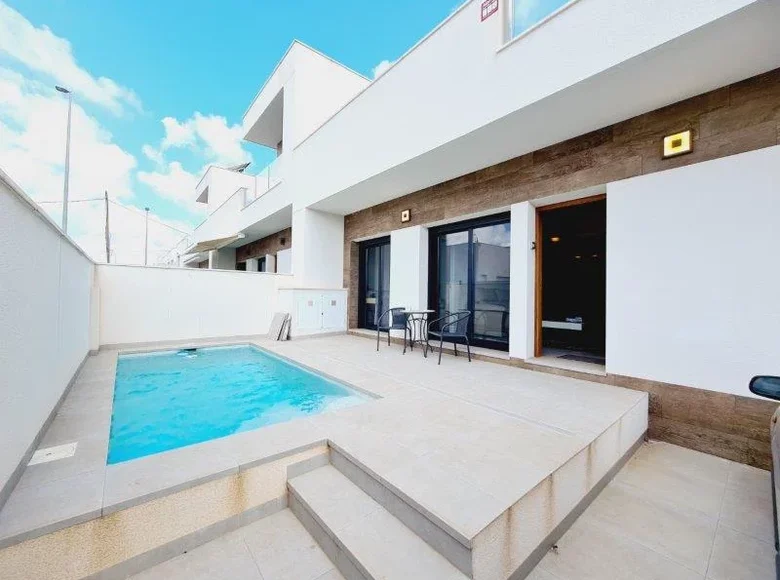 2 bedroom Villa 85 m² Torrevieja, Spain