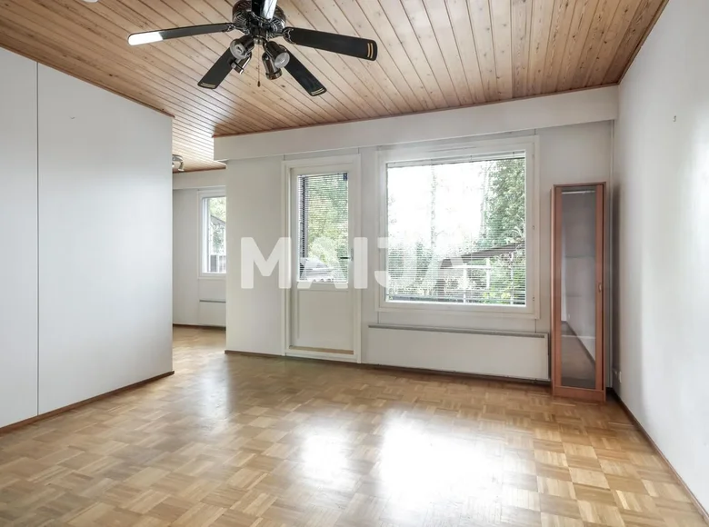 Mieszkanie 3 pokoi 65 m² Kouvola sub region, Finlandia