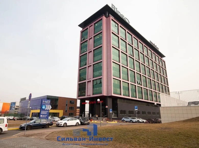 Propiedad comercial 353 m² en Minsk, Belarús