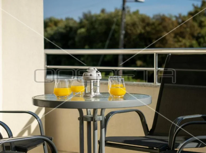 Apartment 54 m² Petrcane, Croatia