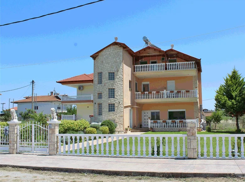 4 bedroom Villa 182 m² Paralia, Greece