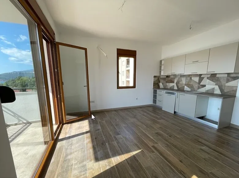1 bedroom apartment  Kumbor, Montenegro