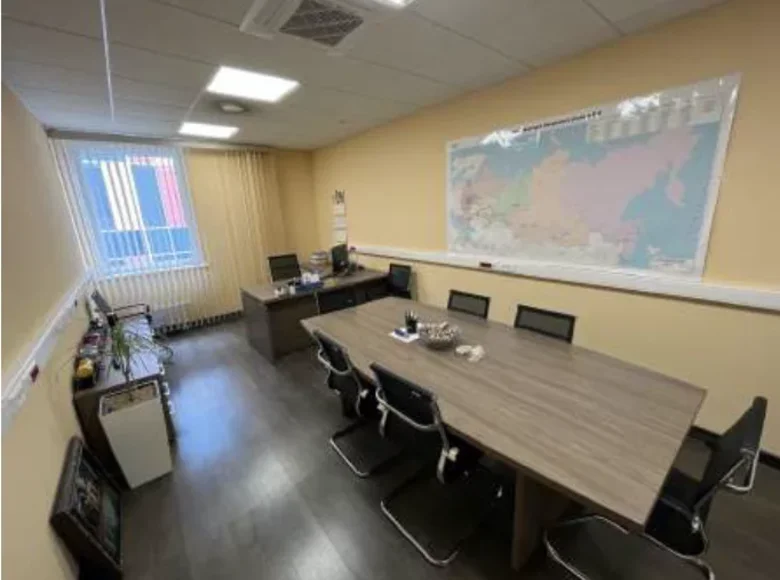 Office 3 758 m² in Moscow, Russia