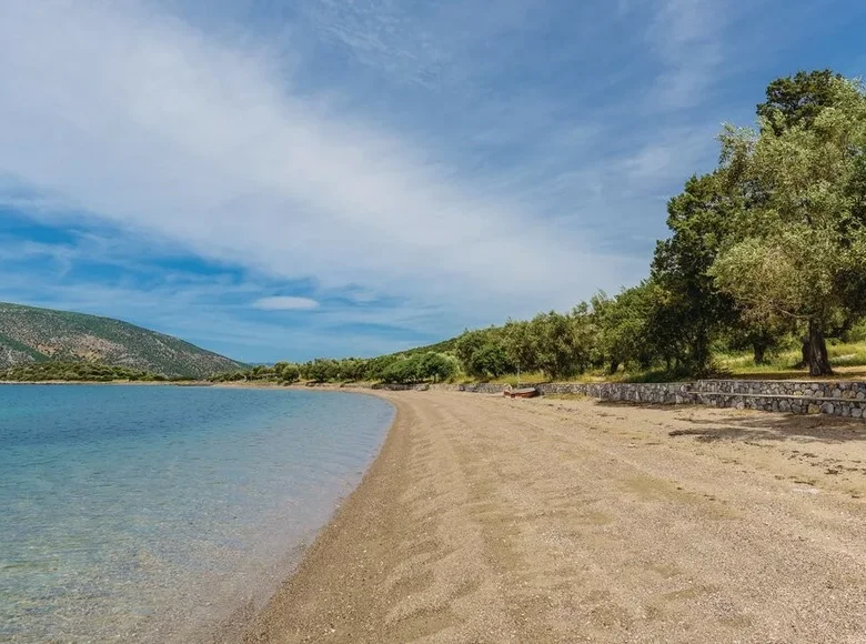 Land 1 room  Municipality of Chalkida, Greece