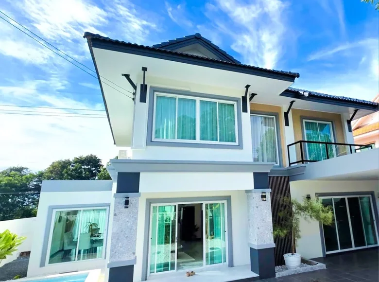 Вилла 5 спален 250 м² Huai Yai, Таиланд
