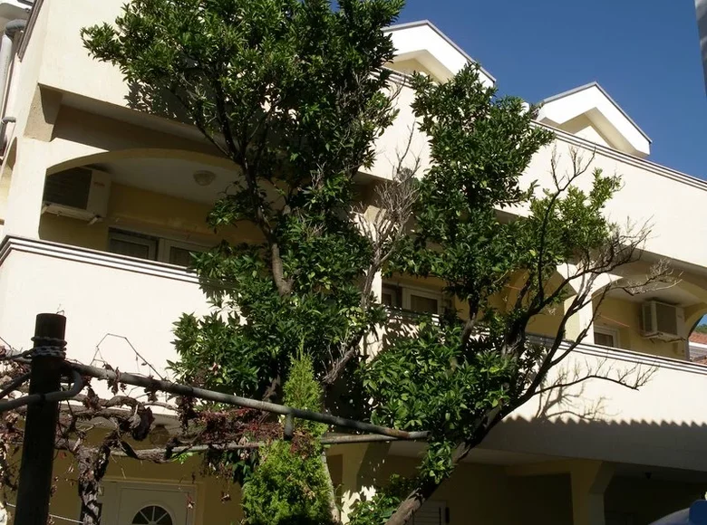 House 15 bedrooms 270 m² Budva, Montenegro