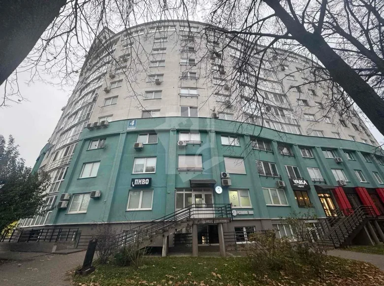 Office 1 room 93 m² in Minsk, Belarus