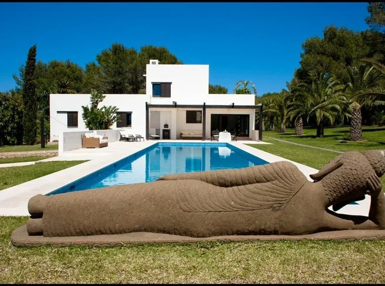 6 bedroom villa 445 m² Javea, Spain