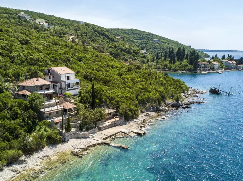 Villa 4 chambres 500 m² Lustica, Monténégro