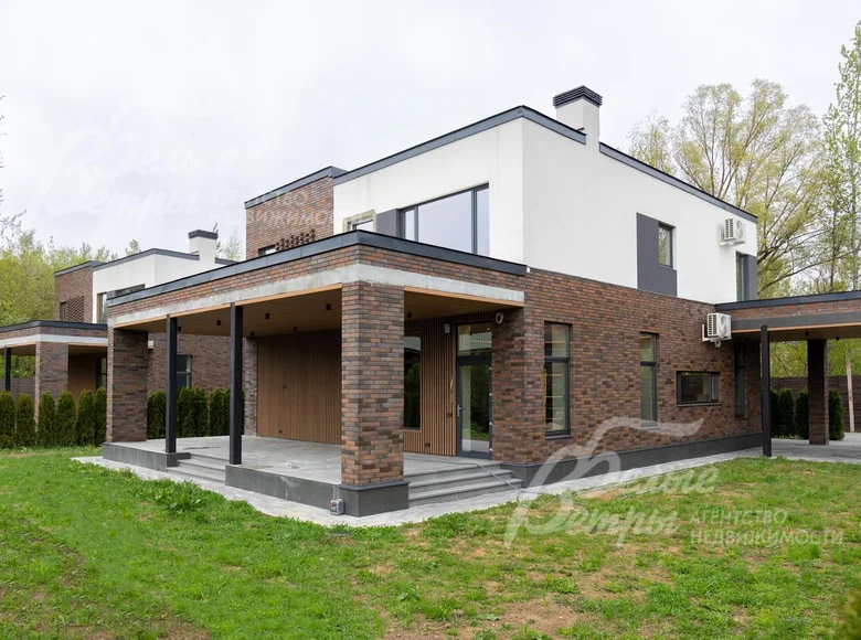 6 room house 330 m² Troitsk, Russia