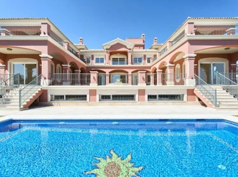 Вилла 11 спален 1 524 м² Abadin, Испания
