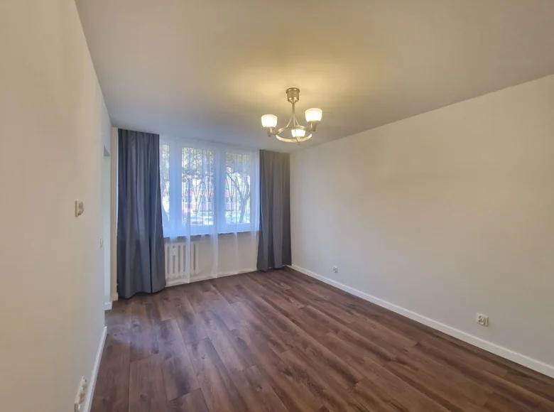 Квартира 1 комната 25 м² Варшава, Польша