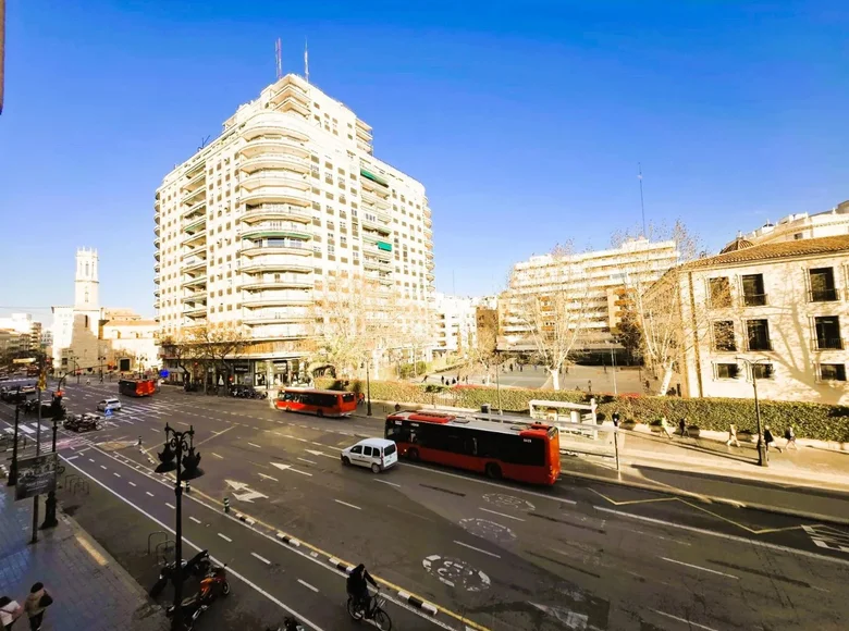 1 bedroom apartment 60 m² Valencia, Spain