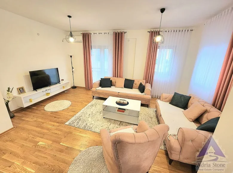 Wohnung 2 Schlafzimmer 85 m² Budva, Montenegro