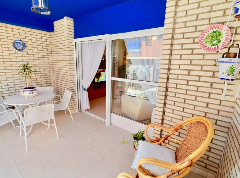 Mieszkanie 3 pokoi 134 m² Torrevieja, Hiszpania