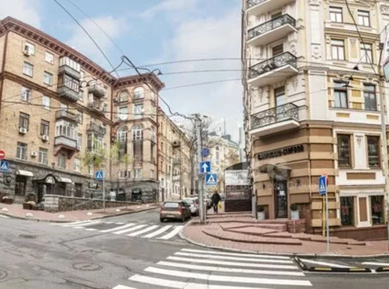 Nieruchomości komercyjne 300 m² Tbilisi, Gruzja