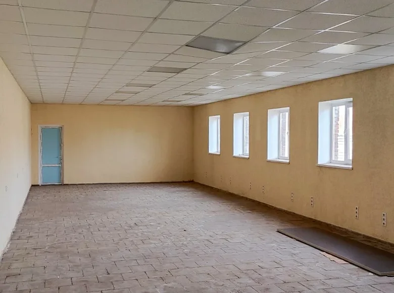 Propriété commerciale 185 m² à Babrouïsk, Bélarus