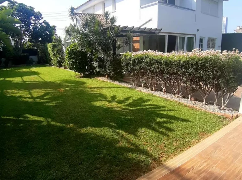 Дом 5 спален  в Лимассоле, Кипр